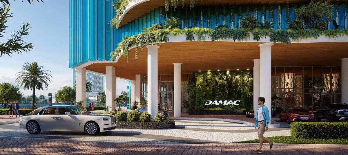 Chic Tower, image 2